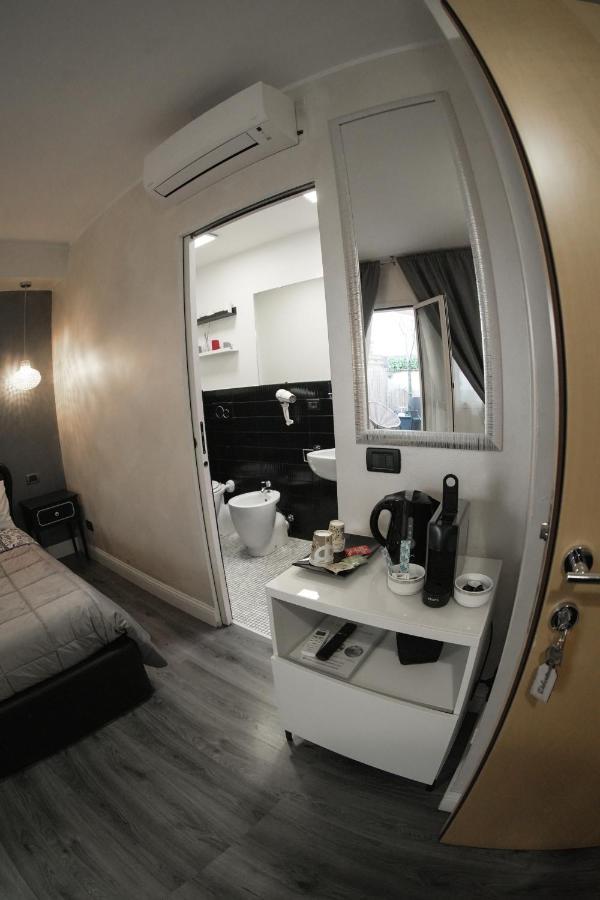 ลา เรซิเดนซา อิซาเบลลา Hotel มิลาน ภายนอก รูปภาพ
